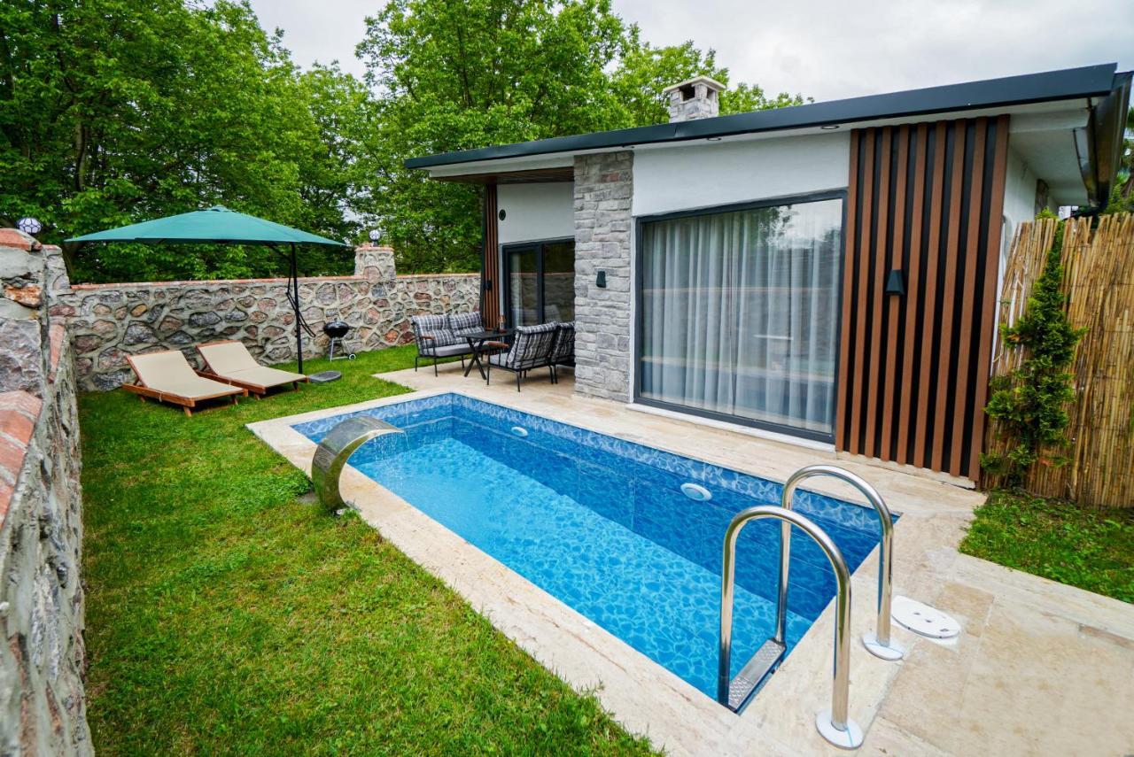 Vital Home Sapanca Isitmali Havuzlu Villa&Bungalov Exterior foto
